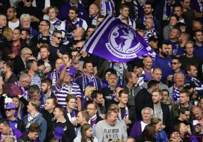 Cultheld (ex-Beerschot, Westerlo, OH Leuven en Gent) tekende op bijzondere plek en legt uit waarom
