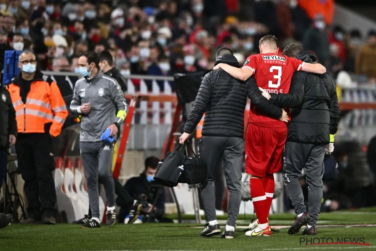🎥 Royal Antwerp FC moet door het slijk na domme fout: hilarische video met geïnterviewde Rus duikt op